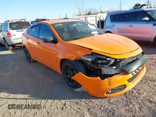 2014 Dodge Dart SXT z VIN 1C3CDFBB4ED695400, wystawiony jako IAAI lot #41105217 z przebiegiem 106 302 mil mil oraz . Historia ofert i sprzedaży dostępna na DreamBid. Obrazek 1.