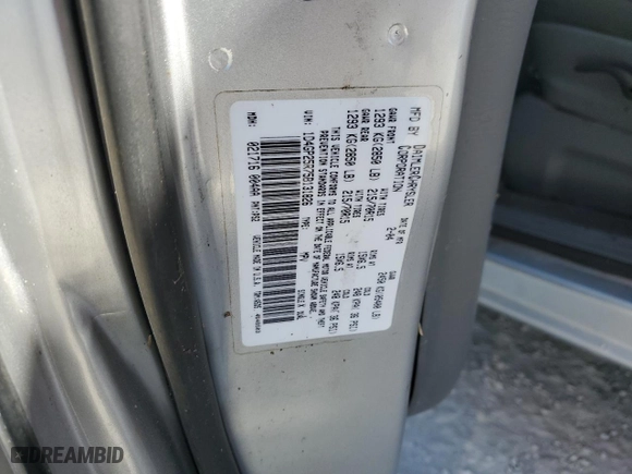 2005 Dodge Caravan SE with VIN 1D4GP25R75B131826, listed as a Copart auction lot 76710684 with 118,185 mi miles and Non Repairable. Bid and sale history available at carsss.com. Image 14.