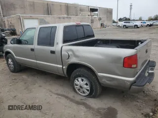 2004 GMC Sonoma SLS with VIN 1GTDT13X94K128934, listed as a Copart auction lot 82007464 with 120,884 mi miles and Salvage Title. Bid and sale history available at carsss.com. Image 2.