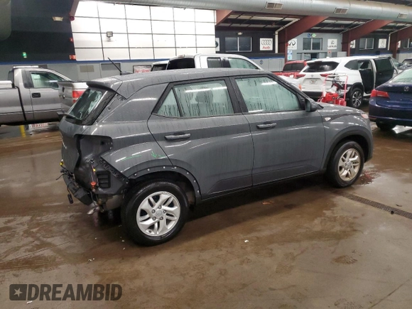 2024 Hyundai Venue SE with VIN KMHRB8A32RU306238, listed as a Copart auction lot 84162244 with 9,637 mi miles and Salvage Title. Bid and sale history available at DreamBid. Image 3.