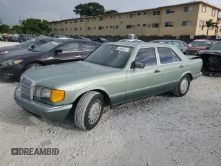 1989 Mercedes-Benz 300 with VIN WDBCA24D0KA457759, listed as a Copart auction lot 47920625 with 174,332 mi miles and Salvage Title. Bid and sale history available at DreamBid. Image 1.