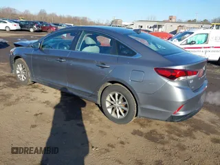2018 Hyundai Sonata SE with VIN 5NPE24AF9JH674582, listed as a IAAI auction lot 41792449 with 113,856 mi miles and . Bid and sale history available at DreamBid. Image 3.