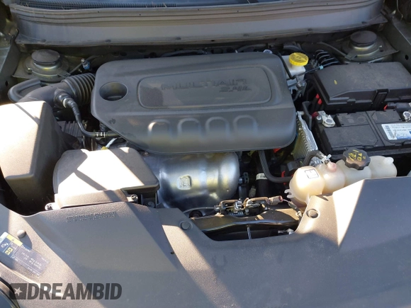 2019 Jeep Cherokee Latitude with VIN 1C4PJLCB3KD416517, listed as a IAAI auction lot 41275406 with 83,321 mi miles. Bid and sale history available at carsss.com. Image 10.