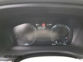 2020 Volvo V60 z VIN YV4102WKXL1030871, wystawiony jako Copart lot #53486585 z przebiegiem 76 459 mil mil oraz Szkody całkowita. Historia ofert i sprzedaży dostępna na DreamBid. Obrazek 9.