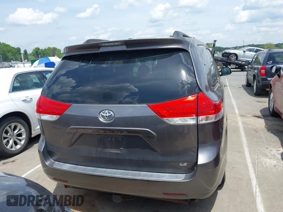 2011 Toyota Sienna LE AAS with VIN 5TDKK3DC1BS164723, listed as a IAAI auction lot 42145480 with 220,349 mi miles. Bid and sale history available at carsss.com. Image 16.
