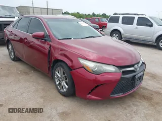 2017 Toyota Camry XLE z VIN 4T1BF1FK2HU759805, wystawiony jako IAAI lot #42313459 z przebiegiem 186 274 mil mil oraz . Historia ofert i sprzedaży dostępna na DreamBid. Obrazek 1.