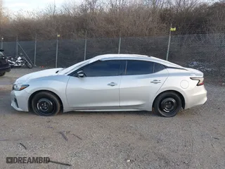 2020 Nissan Maxima SL with VIN 1N4AA6DV9LC384220, listed as a IAAI auction lot 41162165 with 61,591 mi miles. Bid and sale history available at carsss.com. Image 13.