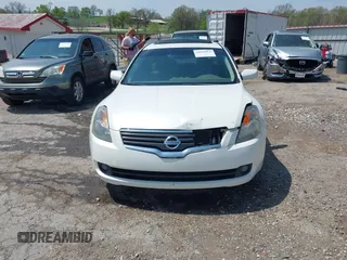 2009 Nissan Altima 2.5 S with VIN 1N4AL21E89N561120, listed as a IAAI auction lot 42020054 with 220,237 mi miles. Bid and sale history available at carsss.com. Image 12.