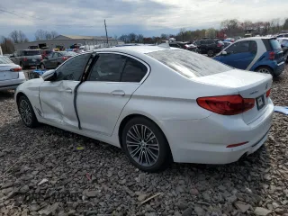 2020 BMW 5 Series 530i xDrive z VIN WBAJR7C03LCE58567, wystawiony jako Copart lot #52381325 z przebiegiem 27 309 mil mil oraz Szkoda całkowita • Salvage title. Historia ofert i sprzedaży dostępna na DreamBid. Obrazek 2.