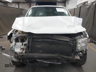 2011 Ford Escape Hybrid с VIN 1FMCU5K36BKC53834, выставлен на аукционе IAAI как лот 42255622 с пробегом 90 271 миль миль и . История ставок и продаж доступна на DreamBid. Изображение 12.