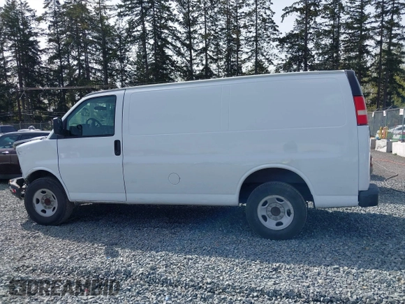 2007 GMC Savana Cargo with VIN 1GTGG25V371206766, listed as a IAAI auction lot 41955906 with 125,569 mi miles. Bid and sale history available at carsss.com. Image 15.