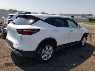 2020 Chevrolet Blazer LT with VIN 3GNKBCR42LS712590, listed as a Copart auction lot 60539095 with 43,309 mi miles and Salvage title. Bid and sale history available at DreamBid. Image 3.