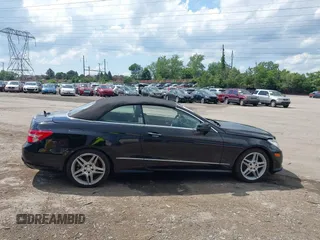 2011 Mercedes-Benz E 550 with VIN WDDKK7CF2BF065434, listed as a IAAI auction lot 42560763 with 85,579 mi miles and . Bid and sale history available at DreamBid. Image 13.