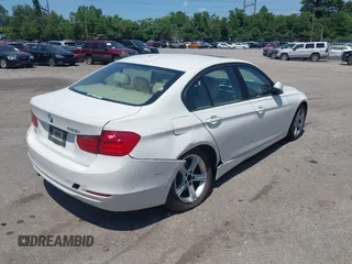 2013 BMW 3 Series 328i z VIN WBA3A5G51DNP26366, wystawiony jako IAAI lot #42562204 z przebiegiem 178 561 mil mil oraz . Historia ofert i sprzedaży dostępna na DreamBid. Obrazek 6.