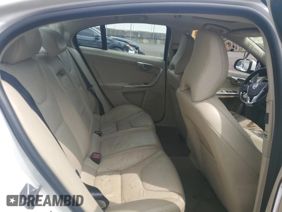 2014 Volvo S60 T5 с VIN YV1612FS9E2275691, выставлен на аукционе Copart как лот 57226245 с пробегом 145 721 миль миль и Списание • Salvage title. История ставок и продаж доступна на DreamBid. Изображение 10.