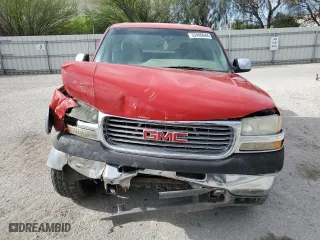 2002 GMC Sierra 2500HD SLE with VIN 1GTHK23U82F240498, listed as a Copart auction lot 52499644 with 133,208 mi miles and Salvage Title. Bid and sale history available at carsss.com. Image 5.
