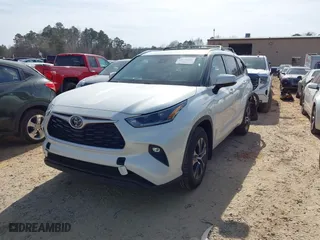 2021 Toyota Highlander XLE with VIN 5TDHZRBH6MS539502, listed as a IAAI auction lot 41791190 with 46,080 mi miles. Bid and sale history available at carsss.com. Image 17.