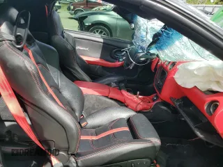 2001 Pontiac Firebird Formula z VIN 2G2FV22G412115819, wystawiony jako Copart lot #70310714 z przebiegiem 203 067 mil mil oraz Szkody całkowita. Historia ofert i sprzedaży dostępna na DreamBid. Obrazek 10.