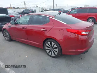 2012 Kia Optima SX z VIN 5XXGR4A64CG019121, wystawiony jako IAAI lot #42426482 z przebiegiem 137 496 mil mil oraz . Historia ofert i sprzedaży dostępna na DreamBid. Obrazek 3.