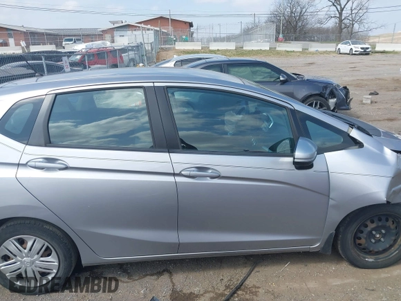 2018 Honda Fit LX with VIN 3HGGK5H46JM736423, listed as a IAAI auction lot 41802105 with 55,989 mi miles. Bid and sale history available at carsss.com. Image 14.