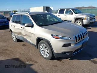 2015 Jeep Cherokee Limited with VIN 1C4PJMDB7FW610031, listed as a IAAI auction lot 41781285 with 51,913 mi miles. Bid and sale history available at carsss.com. Image 1.