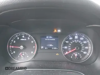2020 Kia Forte LXS z VIN 3KPF24AD6LE232630, wystawiony jako IAAI lot #42107427 z przebiegiem 61 695 mil mil oraz . Historia ofert i sprzedaży dostępna na DreamBid. Obrazek 7.