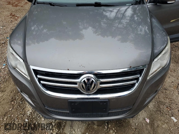 2011 Volkswagen Tiguan SEL with VIN WVGBV7AX1BW552486, listed as a Copart auction lot 58089605 with Not provided miles and Salvage title. Bid and sale history available at DreamBid. Image 12.