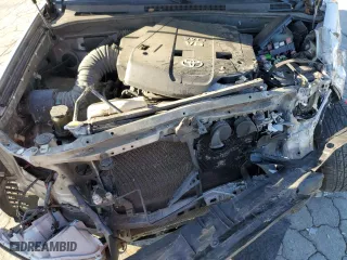 2003 Toyota 4Runner SR5 with VIN JTEZU14R638008602, listed as a Copart auction lot 49176875 with 297,239 mi miles and Clean Title. Bid and sale history available at carsss.com. Image 13.