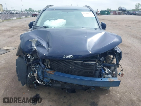 2016 Jeep Compass Latitude with VIN 1C4NJCEA9GD815600, listed as a IAAI auction lot 42268713 with 97,764 mi miles and . Bid and sale history available at DreamBid. Image 6.