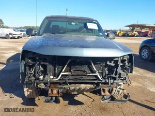 2006 Chevrolet Silverado 1500 LT1 with VIN 2GCEC13T461167211, listed as a IAAI auction lot 41456631 with 334,244 mi miles. Bid and sale history available at carsss.com. Image 6.
