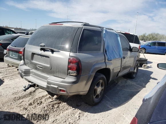 2007 Chevrolet TrailBlazer LS with VIN 1GNDT13S972113415, listed as a Copart auction lot 46336645 with 0 mi miles and Salvage Title. Bid and sale history available at carsss.com. Image 3.