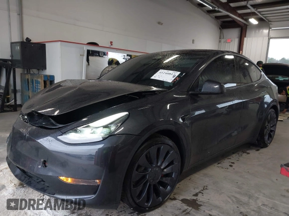 2024 Tesla Model Y Performance with VIN 7SAYGDEFXRF049338, listed as a IAAI auction lot 41240812 with 10,132 mi miles and . Bid and sale history available at DreamBid. Image 17.