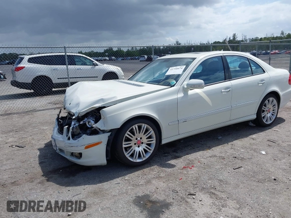 2008 Mercedes-Benz E-Class Luxury 3.5L with VIN WDBUF87XX8B263600, listed as a IAAI auction lot 41710474 with 1 mi miles. Bid and sale history available at carsss.com. Image 2.