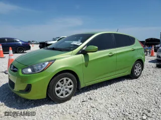 2013 Hyundai Accent GL with VIN KMHCT5AE6DU084444, listed as a Copart auction lot 52171965 with 80,041 mi miles and Salvage Title. Bid and sale history available at carsss.com. Image 1.