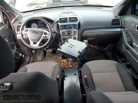 2013 Ford Utility Police Interceptor with VIN 1FM5K8AR0DGA89928, listed as a Copart auction lot 71360004 with 194,209 mi miles and Salvage Title. Bid and sale history available at carsss.com. Image 8.