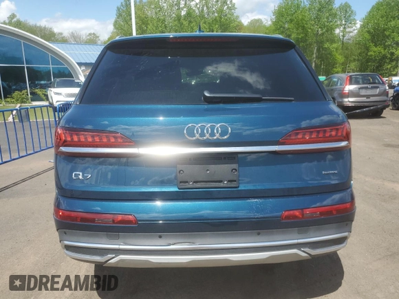 2020 Audi Q7 Premium with VIN WA1AJAF7XLD008996, listed as a Copart auction lot 55424545 with 30,734 mi miles and Salvage title. Bid and sale history available at DreamBid. Image 6.