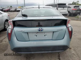 2016 Toyota Prius Two z VIN JTDKBRFU7G3519217, wystawiony jako Copart lot #56574155 z przebiegiem 108 794 mil mil oraz Szkoda całkowita • Salvage title. Historia ofert i sprzedaży dostępna na DreamBid. Obrazek 6.