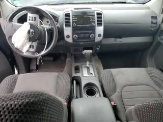 2014 Nissan Frontier SV с VIN 1N6AD0CU6EN746063, выставлен на аукционе Copart как лот 71027444 с пробегом 160 195 миль миль и Списание • Salvage title. История ставок и продаж доступна на DreamBid. Изображение 8.