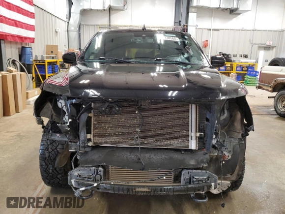 2021 Ford Expedition Max XLT with VIN 1FMJK1JT6MEA24918, listed as a Copart auction lot 55130565 with 208,079 mi miles and Clean Title. Bid and sale history available at DreamBid. Image 5.