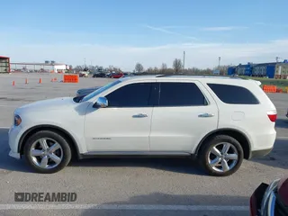 2011 Dodge Durango Citadel with VIN 1D4SE5GT0BC686083, listed as a IAAI auction lot 41805770 with 171,879 mi miles. Bid and sale history available at carsss.com. Image 14.