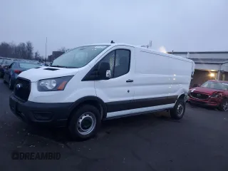 2024 Ford Transit Cargo z VIN 1FTBR1Y88RKA95648, wystawiony jako Copart lot #84110294 z przebiegiem 3 725 mil mil oraz Szkoda całkowita • Salvage title. Historia ofert i sprzedaży dostępna na DreamBid. Obrazek 1.