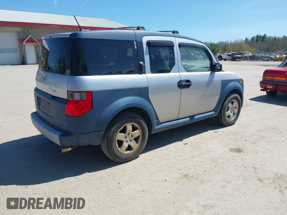 2005 Honda Element EX with VIN 5J6YH28695L010901, listed as a IAAI auction lot 42142162 with 202,401 mi miles and . Bid and sale history available at DreamBid. Image 4.