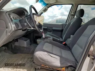 2005 Ford Explorer Sport Trac XLS с VIN 1FMZU67K05UB52118, выставлен на аукционе Copart как лот 62167135 с пробегом 222 390 миль миль и Списание • Salvage title. История ставок и продаж доступна на DreamBid. Изображение 7.