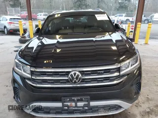 2021 Volkswagen Atlas SE with VIN 1V2LC2CA3MC214441, listed as a IAAI auction lot 40997824 with 87,846 mi miles and . Bid and sale history available at DreamBid. Image 12.