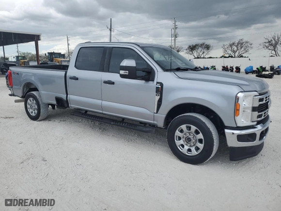 2023 Ford Super Duty F-250 SRW XL with VIN 1FT7W2BN2PED30124, listed as a Copart auction lot 52561595 with 25,334 mi miles and Salvage Title. Bid and sale history available at carsss.com. Image 4.