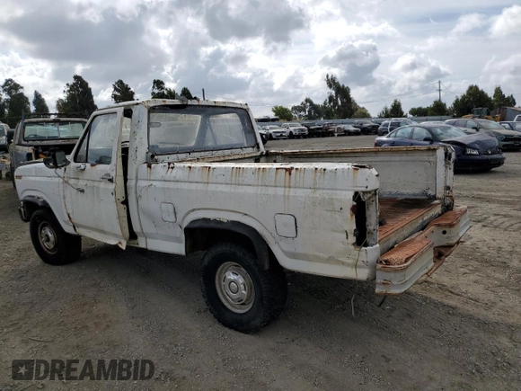 1986 Ford F-150 with VIN 1FTEF14N4GPB75627, listed as a Copart auction lot 68847924 with 50,979 mi miles and Salvage Title. Bid and sale history available at carsss.com. Image 2.
