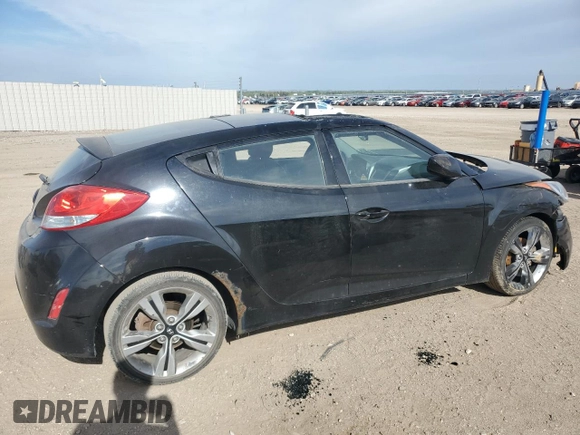 2015 Hyundai Veloster z VIN KMHTC6AD9FU243280, wystawiony jako Copart lot #55833475 z przebiegiem 72 262 mil mil oraz Szkoda całkowita • Salvage title. Historia ofert i sprzedaży dostępna na DreamBid. Obrazek 3.