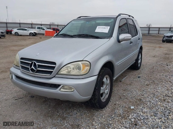 2004 Mercedes-Benz M-Class 3.5L with VIN 4JGAB57E74A510161, listed as a IAAI auction lot 41532823 with 149,456 mi miles. Bid and sale history available at carsss.com. Image 2.