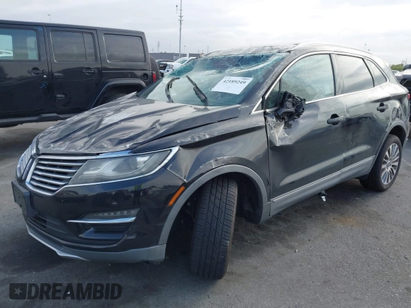 2017 Lincoln MKC Reserve с VIN 5LMTJ3DH4HUL04019, выставлен на аукционе IAAI как лот 42189249 с пробегом 39 542 миль миль и . История ставок и продаж доступна на DreamBid. Изображение 2.
