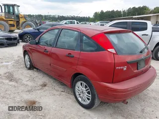 2005 Ford Focus S with VIN 3FAFP37N65R149521, listed as a IAAI auction lot 42023045 with 206,494 mi miles and . Bid and sale history available at carsss.com. Image 3.